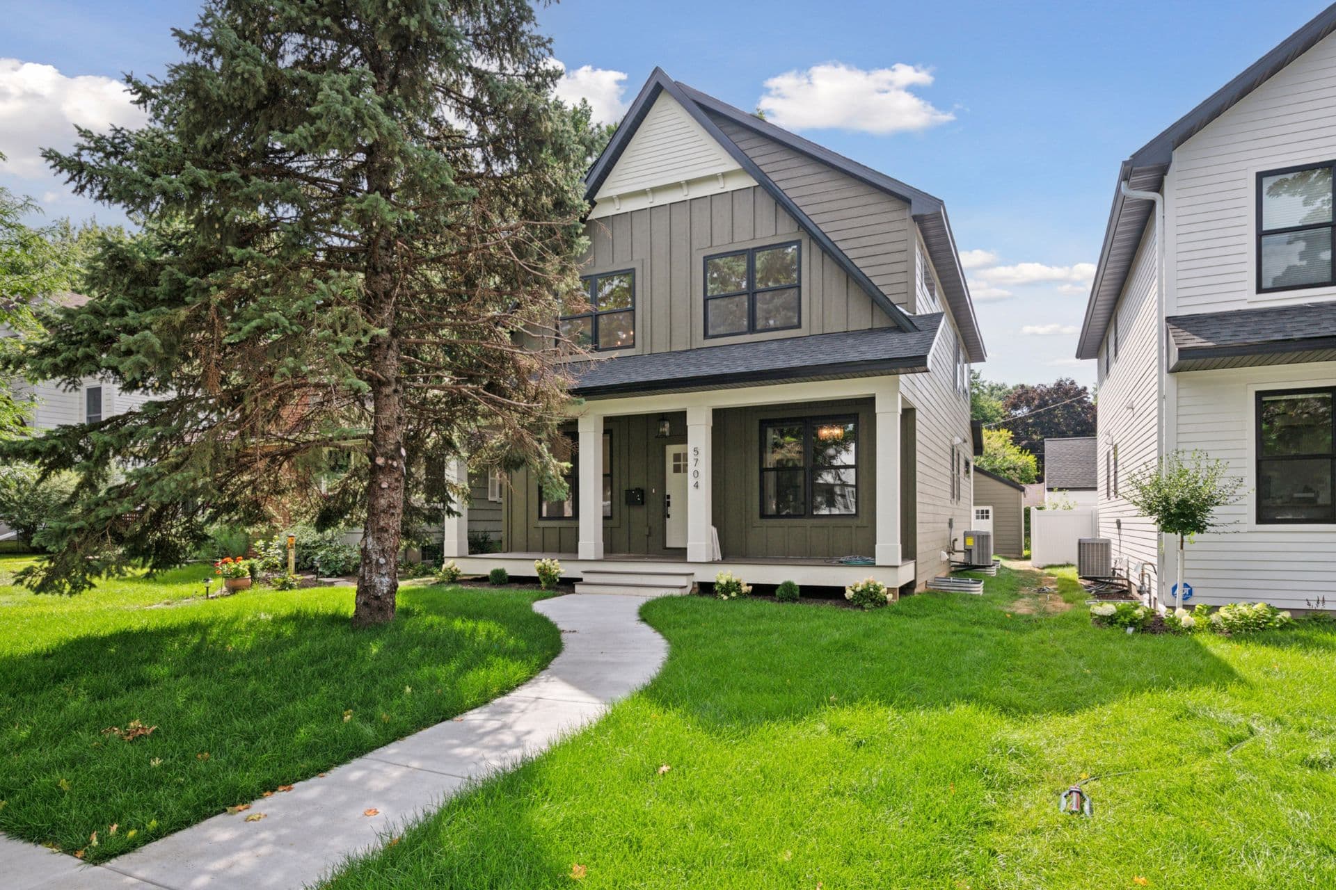 5704 Washburn Ave S · CityLine