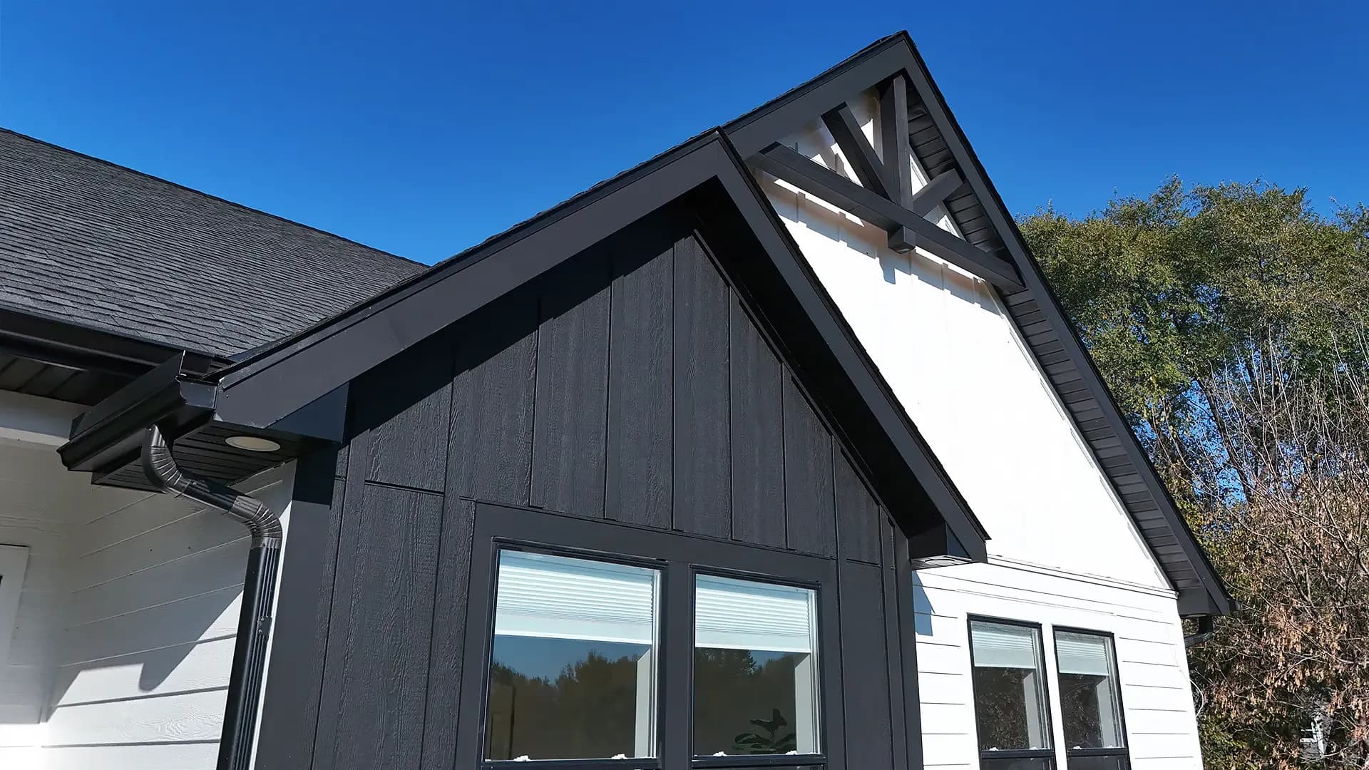 Detailed siding installation on a Twin Cities home