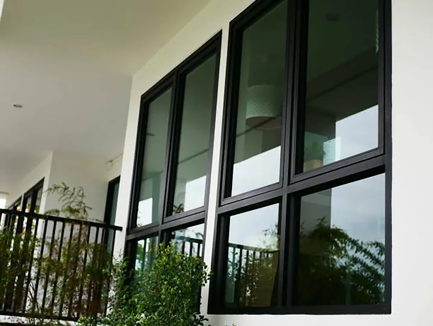 Triple-pane insulated glass unit